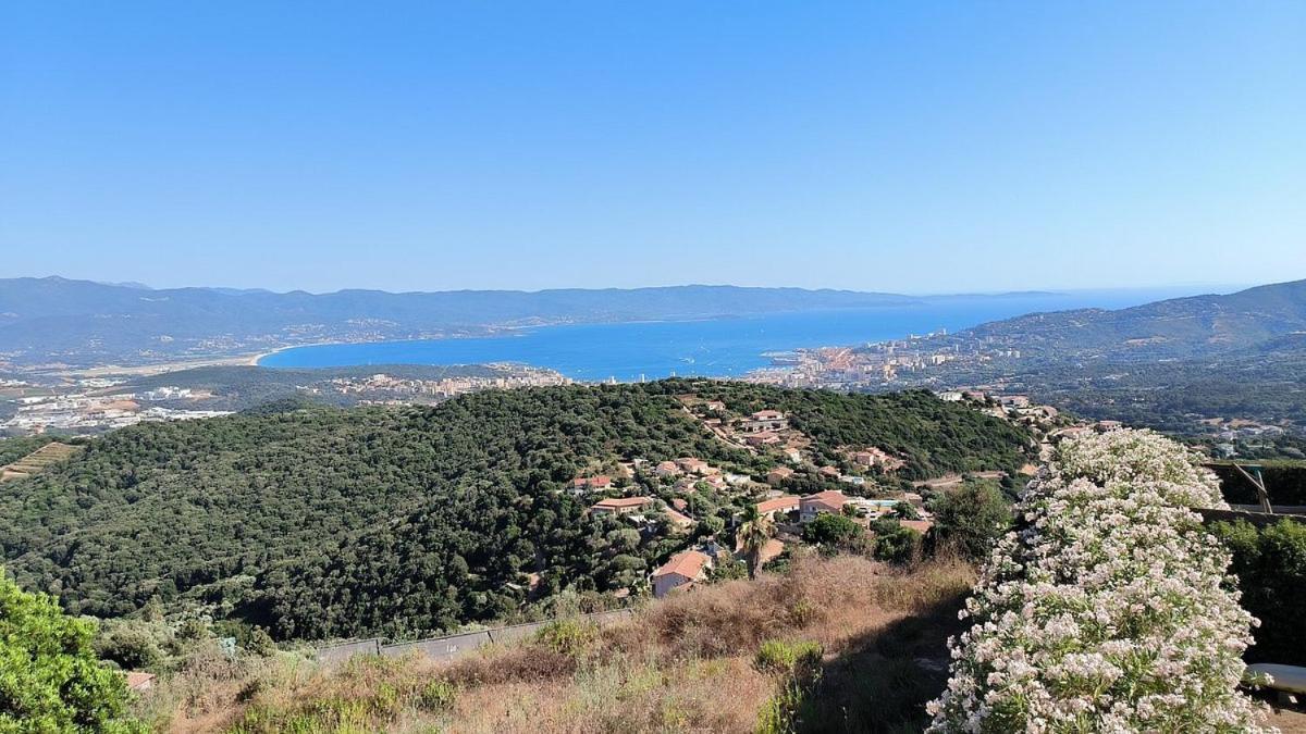 Gites Sassone, Vue Panoramique Sur Ajaccio Et La Mer Alata Luaran gambar